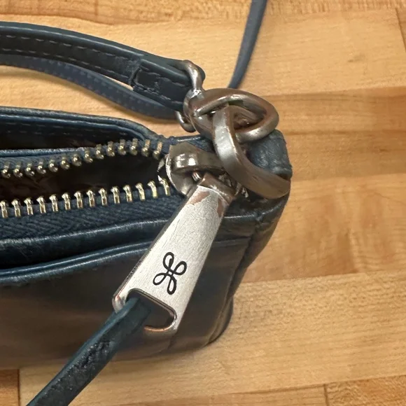 HOBO Cadence denim blue leather cross body / wristlet w/convertible straps - Picture 9 of 16
